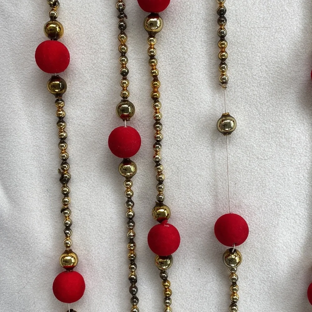 Vintage Glass String Beads Christmas/Holiday Vintage